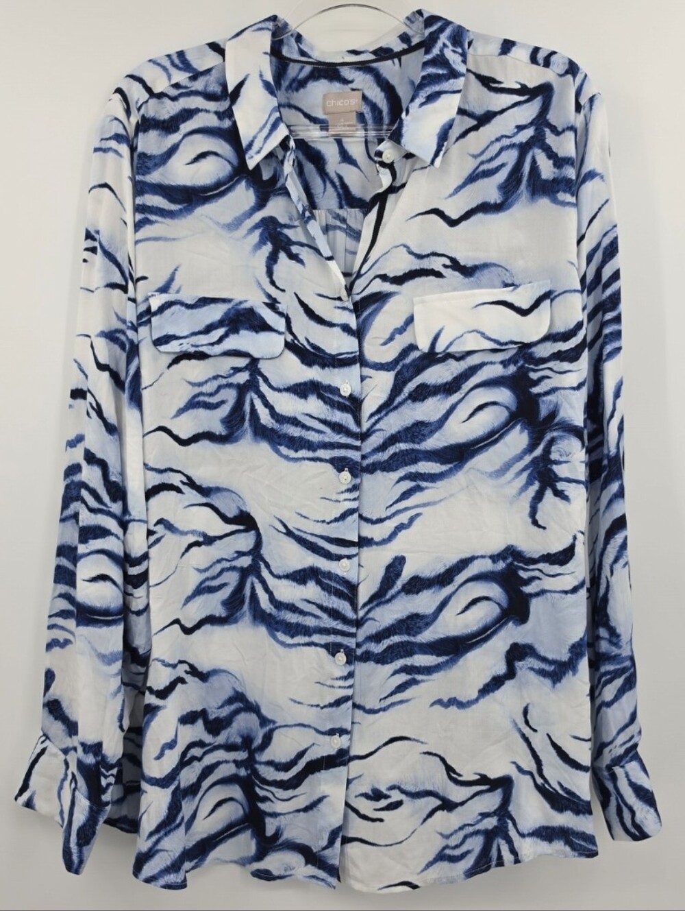 Chicos 4 Long Sleeve Button Front Shirt XXL Blue Wave Animal Print